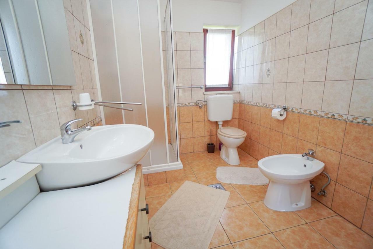 Apartment Sandra Umag Bagian luar foto